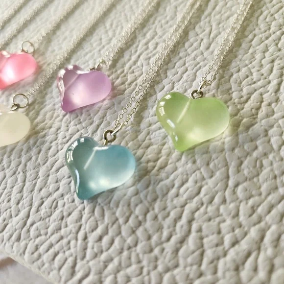 Pastel Heart Bubble Necklace - Picture 3 of 10